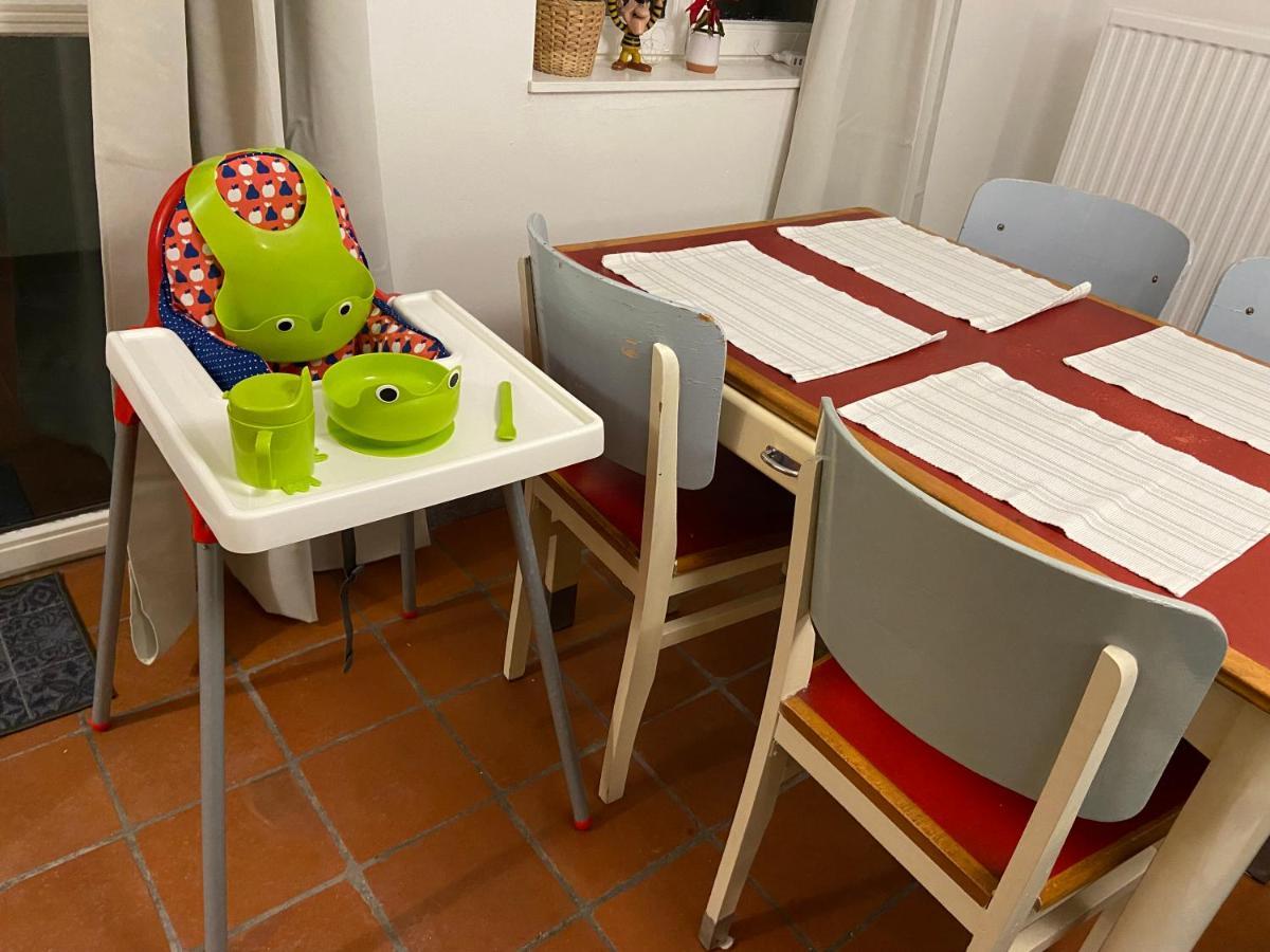 Le refuge des catulas Thuin Extérieur photo